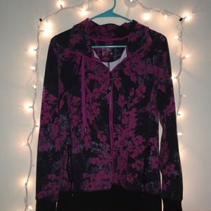 Sporty zip up jacket